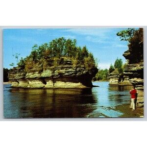Postcard Wisconsin dells Lone Rock Three Rocky Islands WI Vintage Tourist c1960s